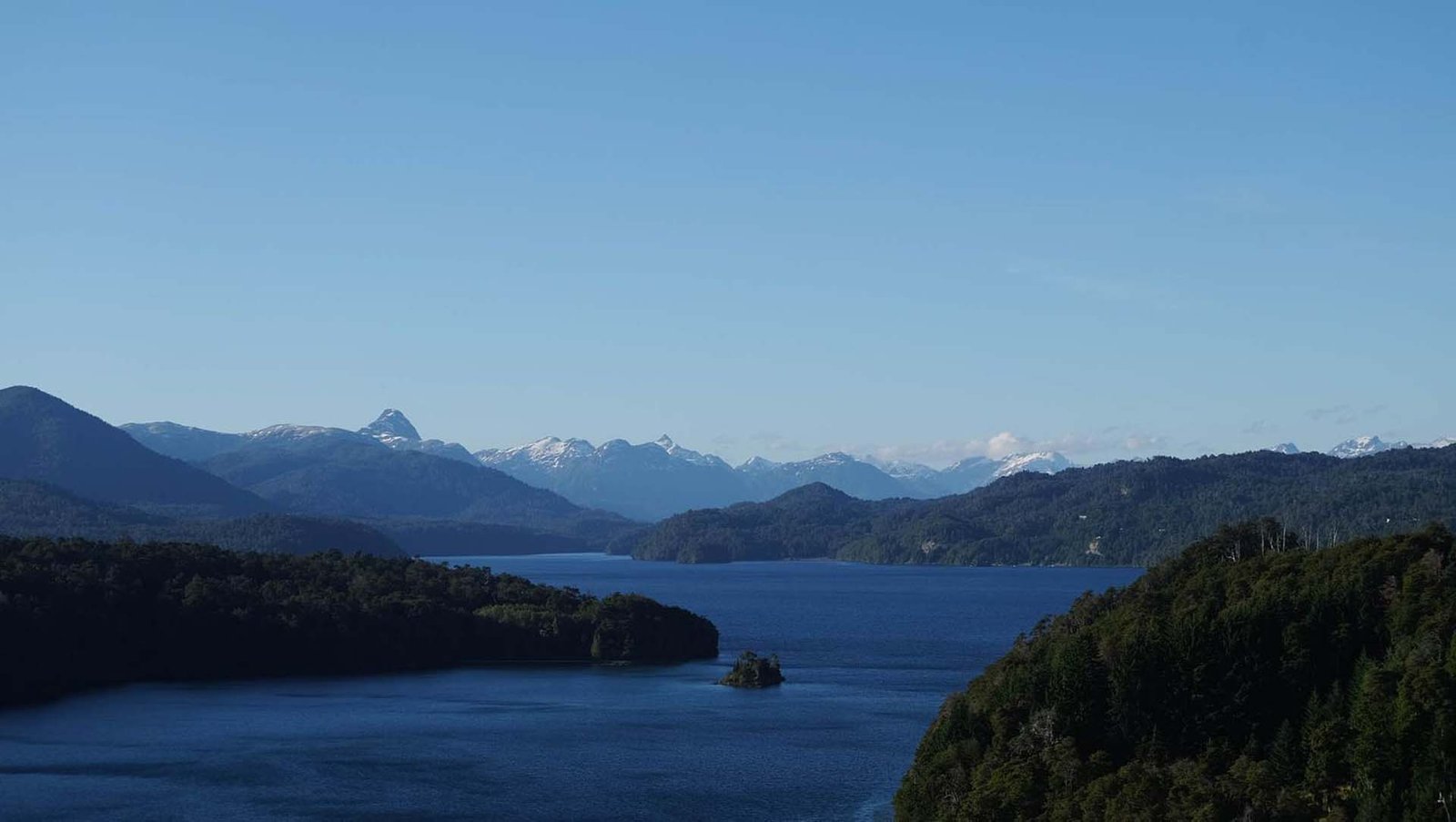 arrayanes-lagos-volcanes